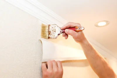 Pose de papier peint à Bagnoles de l'Orne Normandie — revêtements muraux et toiles de verre
